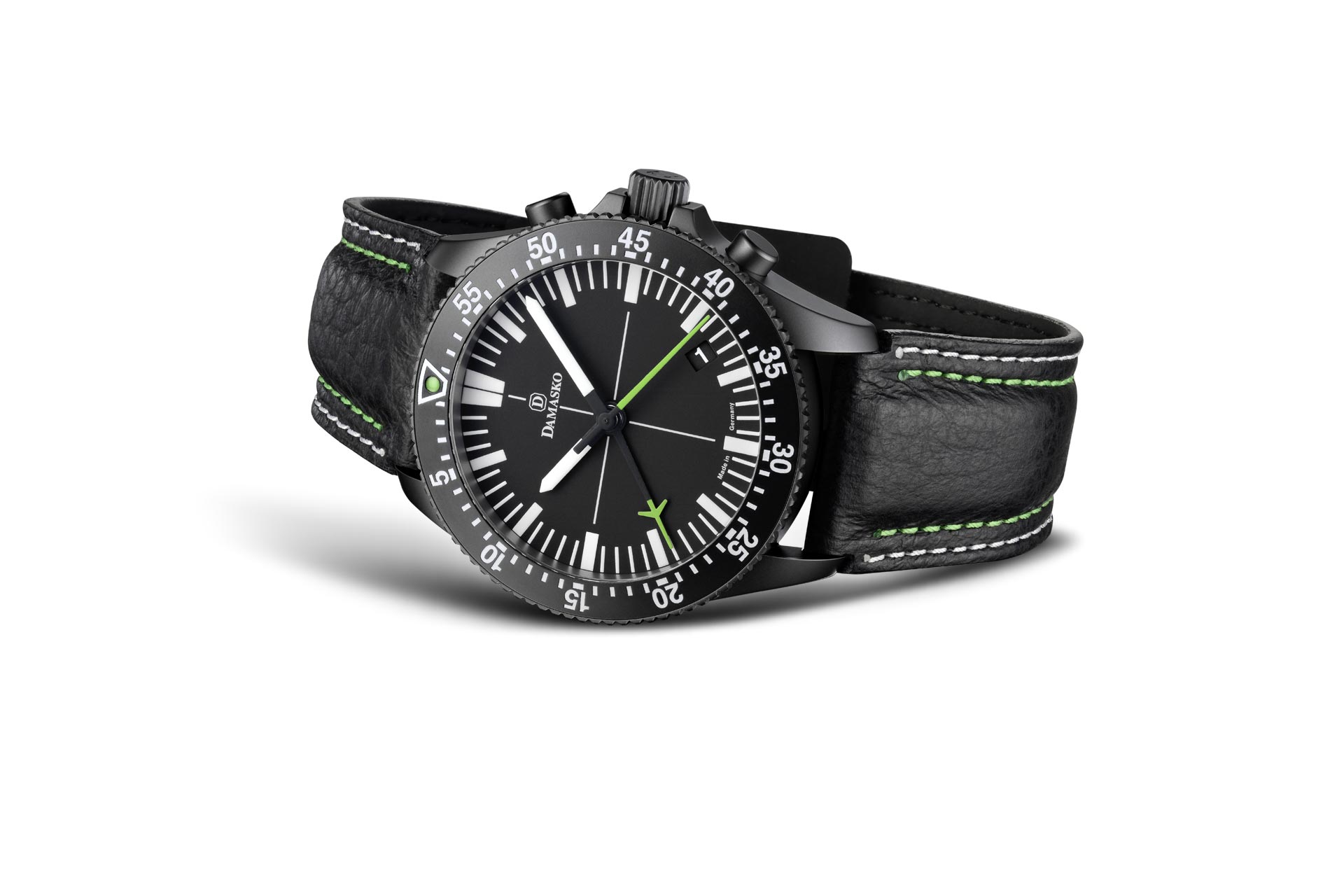 DC82 green black